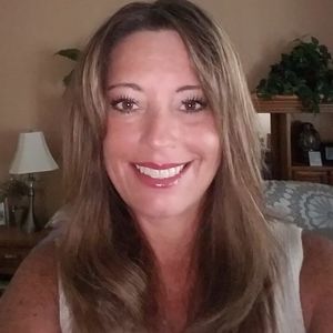 Meet your Posher, Stacy